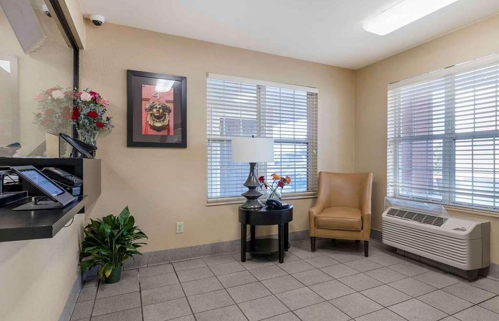 Extended Stay America Suites - Tulsa - Central Dalaman gambar